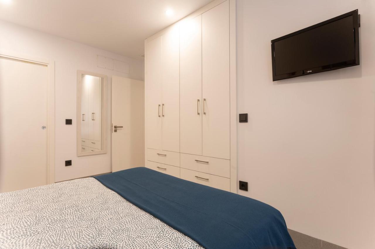 Apartamentos Bajeles Sevilla Urban Exterior foto