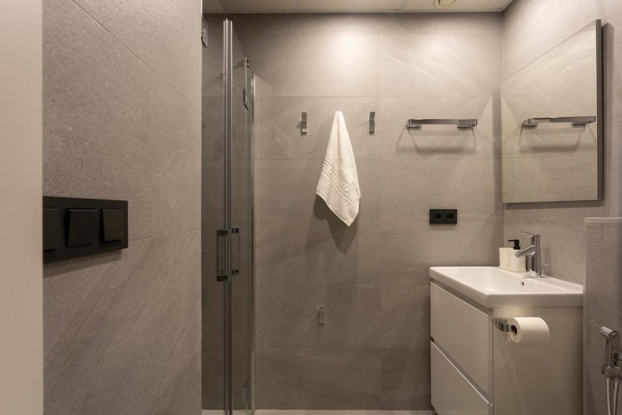 Apartamentos Bajeles Sevilla Urban Exterior foto