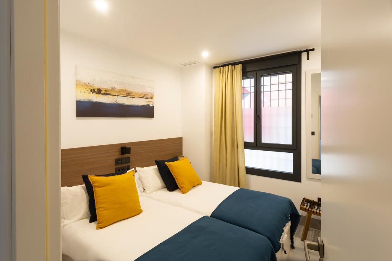 Apartamentos Bajeles Sevilla Urban Exterior foto